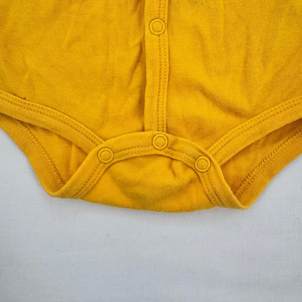Vintage 2000s Majestic MLB Pittsburgh Pirates Infant Cotton Bodysuit 6/9 Months